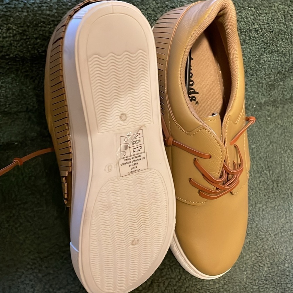Tan Casual Sneakers with Orange Laces - Picture 3 of 3